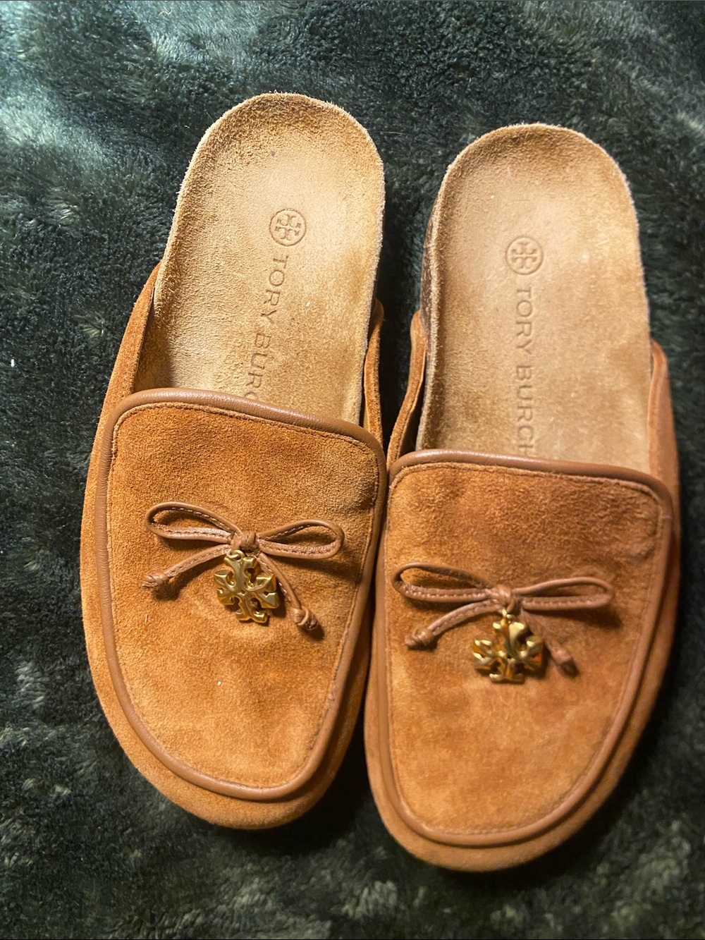 Tory Burch Cognac Suede Bow Slide Mules with Gold Logo Charm